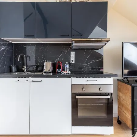 Grands Boulevard 52 Apartment